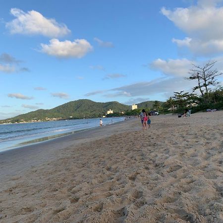 Apto e Suítes Praia do Itapocoroi Penha  Exterior foto